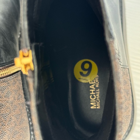 Woman's Boots MICHAEL Michael Kors Geller Wedge Bootie size 9 - Picture 5 of 6